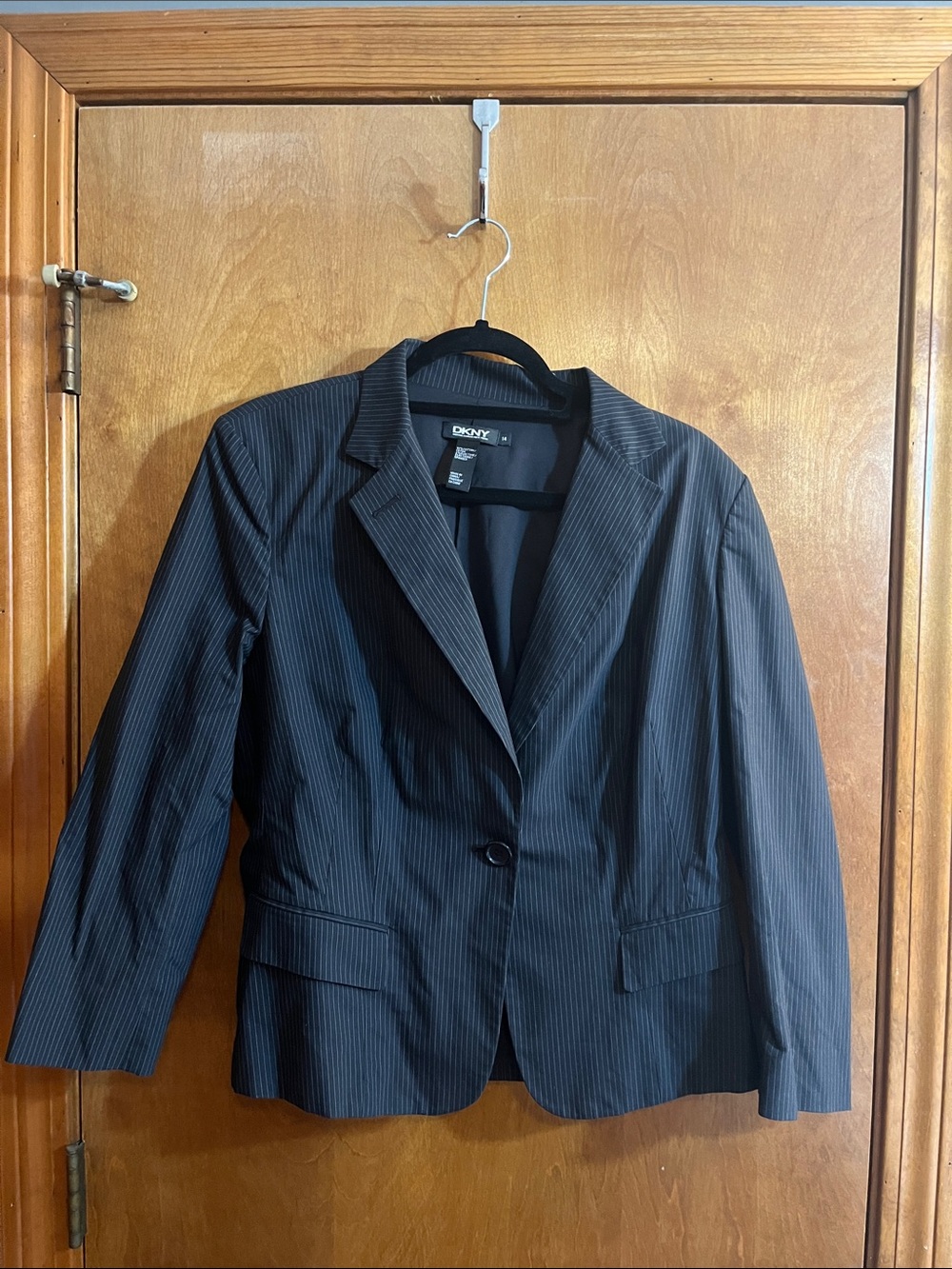 DKNY Size 14 Women's Black Pinstripe Single-Button Blazer - BUNDLE